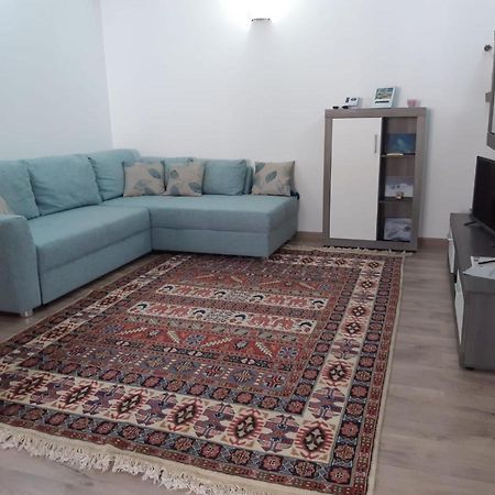 Felicita Appartement Braşov Buitenkant foto