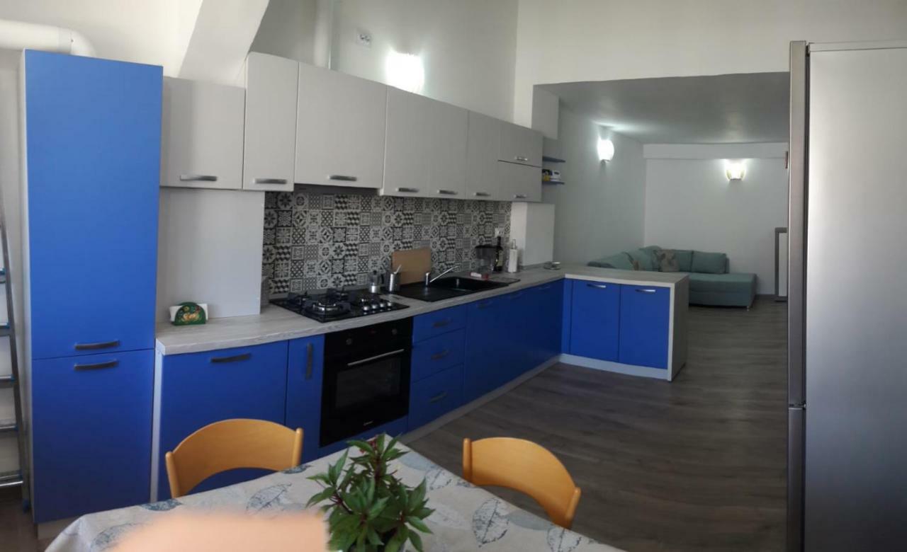 Felicita Appartement Braşov Buitenkant foto