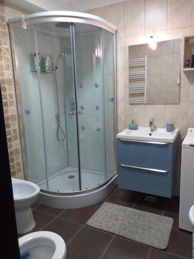 Felicita Appartement Braşov Buitenkant foto